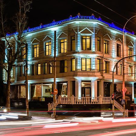 London Boutique Hotel キシナウ エクステリア 写真
