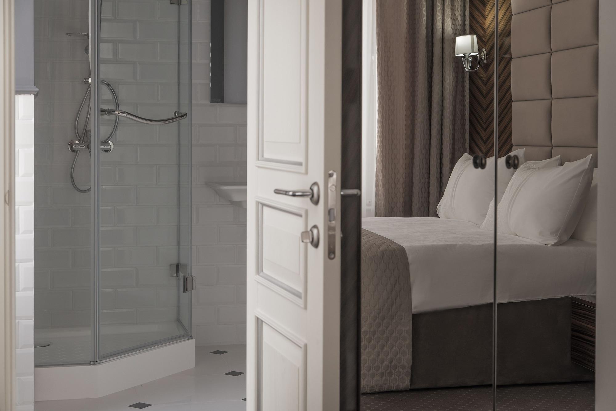 London Boutique Hotel キシナウ エクステリア 写真