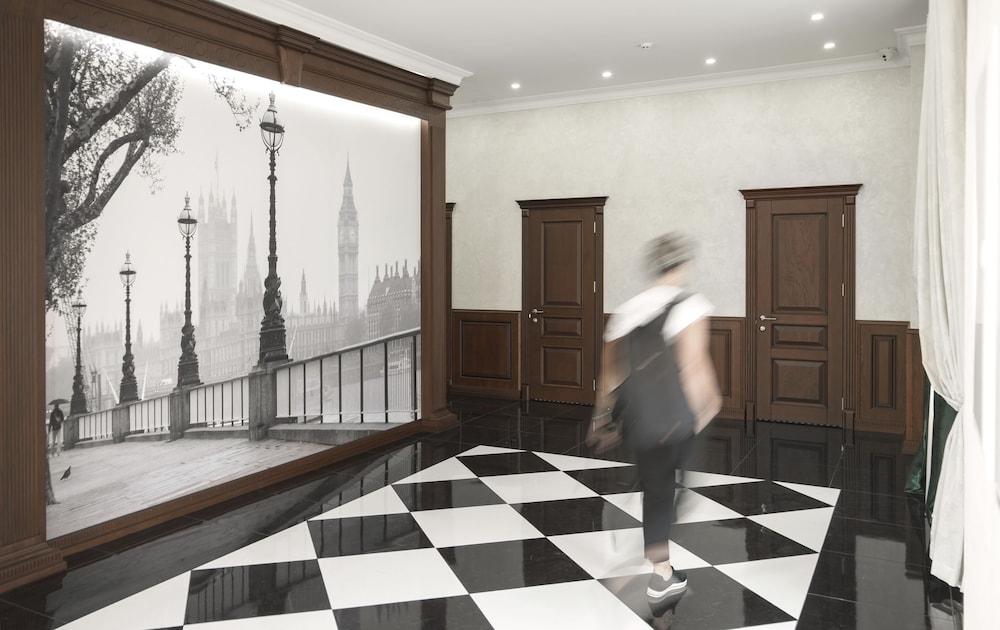 London Boutique Hotel キシナウ エクステリア 写真